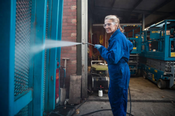 Best Warehouse Cleaning  in Golden Glades, FL