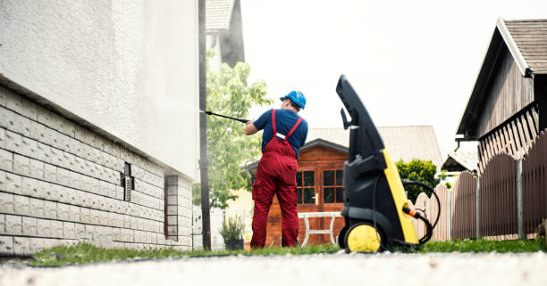 Best Animal Enclosure Cleaning  in Golden Glades, FL